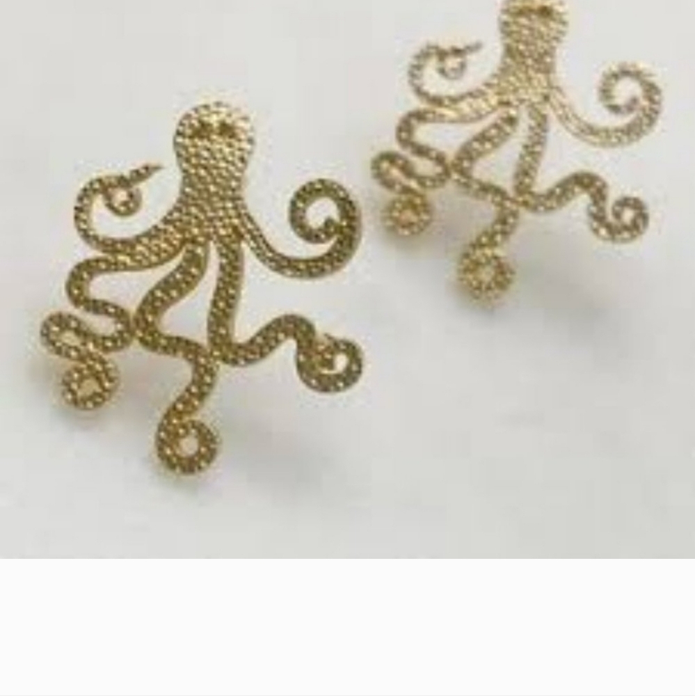 NEW! Beautiful  18k Gold Sterling Silver OCTOPUS Stud Earrings - Gift